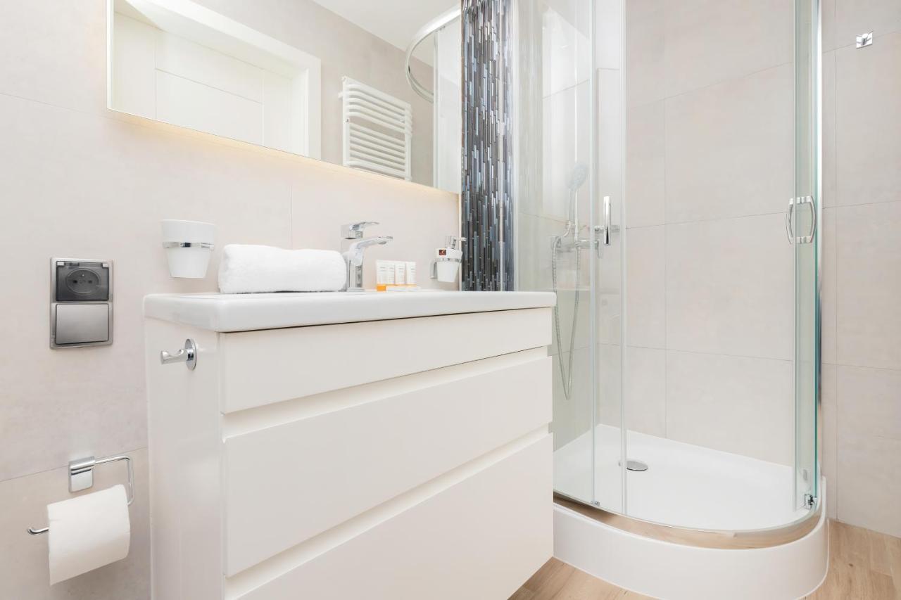 Batorego 7 Gdynia Apartments By Noclegi Renters Exterior foto